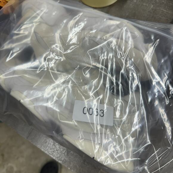 New Balance 9060 Reflection (GS) GC9060LL Women’s Size 6 White Shoes - Picture 3 of 16